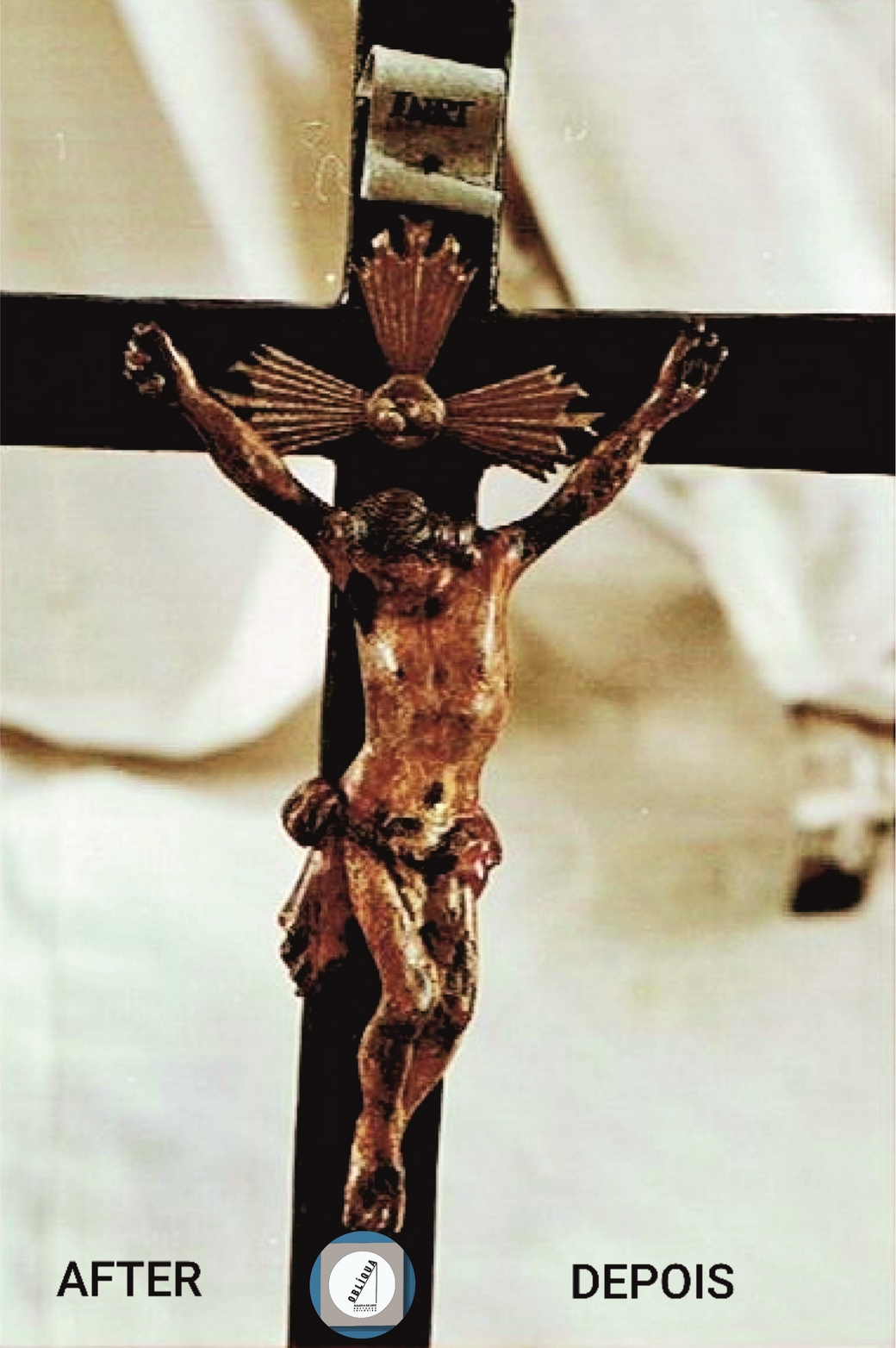 crucifixo com cristo policromado1.4A.jpg
